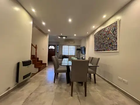 TRIPLEX 5 AMBIENTES VENTA MATADEROS