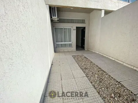 Depto Tipo Casa en Venta de 2 ambientes