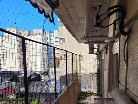 Departamento 4 ambientes con 2 baños