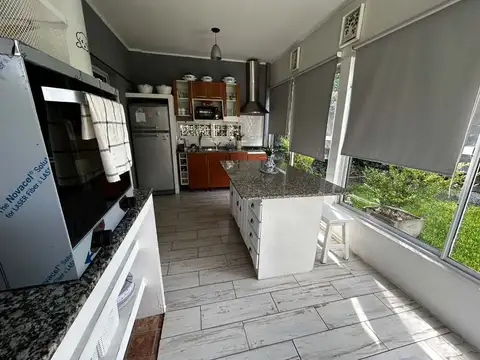 Casa en Venta en Garin, USD 140.000