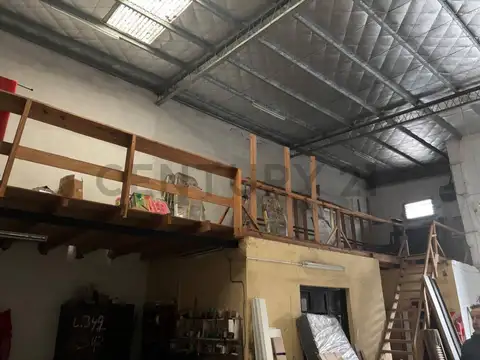 Galpon en Venta 46,35  mts Fondo
