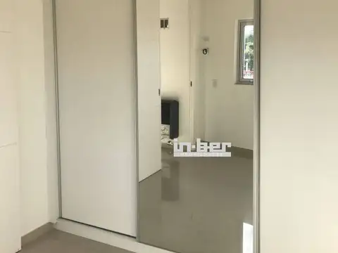 Depto Tipo Casa 2 ambientes con 1 baño