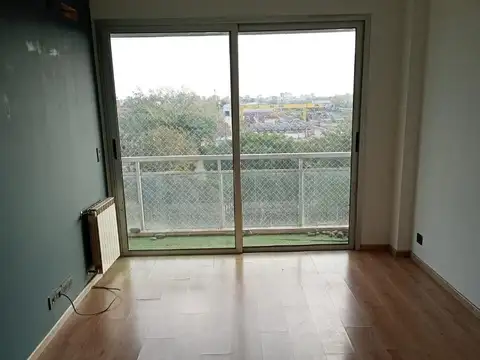 Departamento en Alquiler con 1 cochera