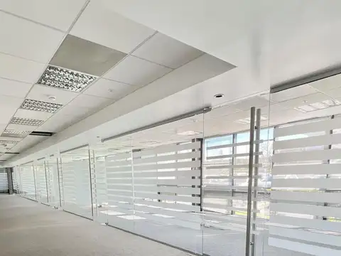 Oficina en Alquiler en Montevideo, USD 13.500