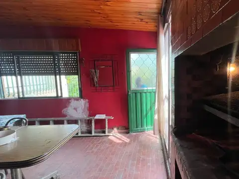 Venta DOBLE casa en Pompeya TERRAZA PATIO QUINCHO!