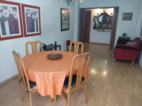 Departamento 4 ambientes con 2 baños