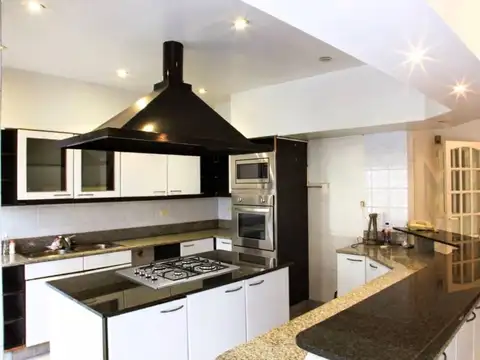 Casa en Venta de 4 dormitorios