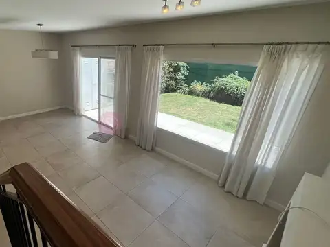 Casa en Venta en Boulevard Del Sol, USD 195.000