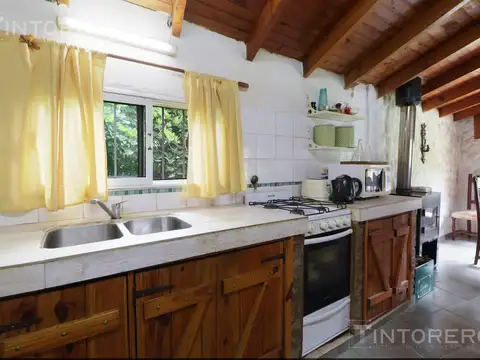 Casa 4 ambientes con 2 baños