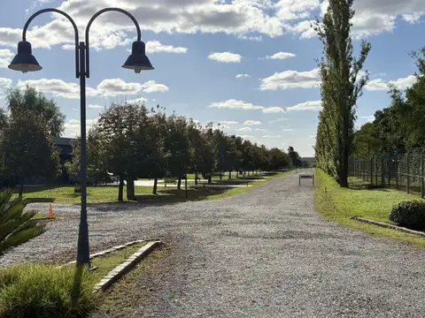 Terreno en Venta en Campana, USD 73.000