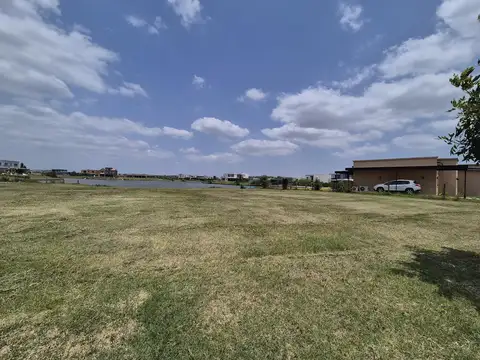 VENTA TERRENO A LA LAGUNA SAN SEBASTIAN AREA 7