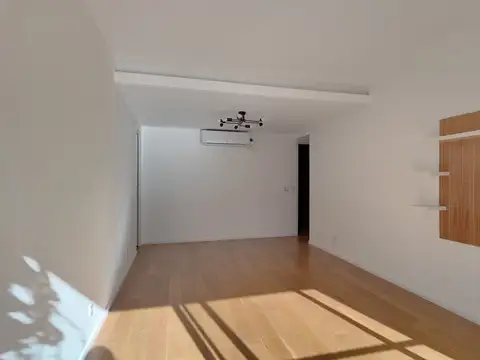 Zapiola 2260 2200, Piso 5