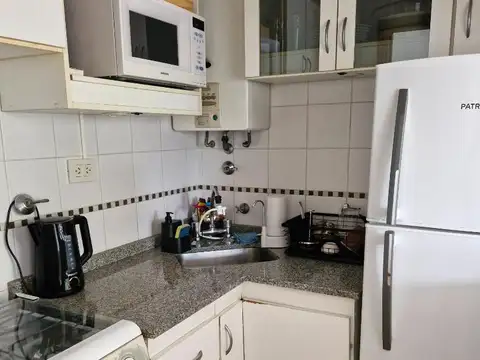 Debenedetti 1300, Piso 4°