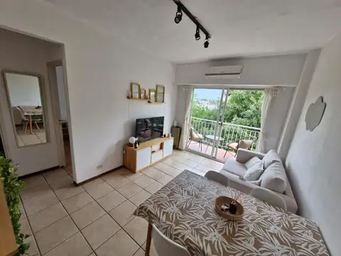 Departamento en Venta en La Lucila-Vías/Maipú, USD 95.000