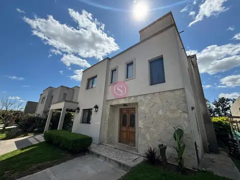 Casa en Venta en La Agustina, Countries y Barrios Cerrados en Pilar