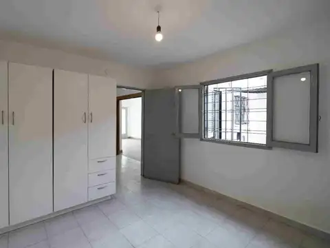 VENTA CASA 2 DORM BARRIO JARDIN