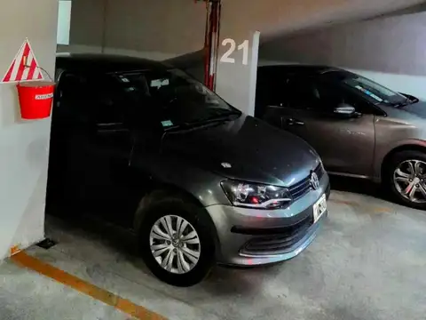 Estocolmo 2700, Piso SUB.