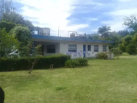 Casa 5 ambientes con 3 baños