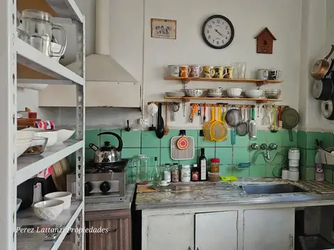 Casa 3 ambientes con 1 baño