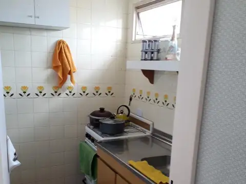 Monoambiente - Alquiler - Gallo 800