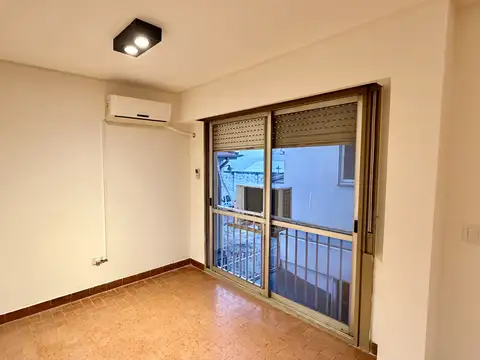 Pueyrredón 2700, Piso 1