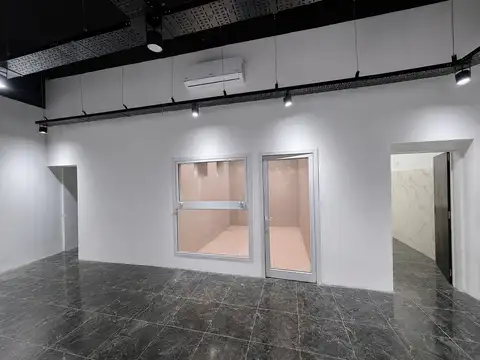 Local en Venta Via Pública
