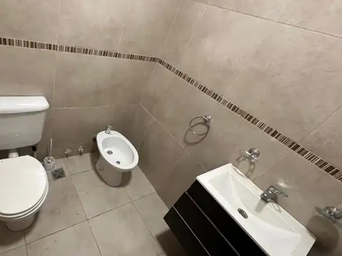 Avenida Primera Junta 3300