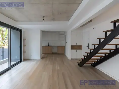 VENTA DEPARTAMENTO 2 AMBIENTES EN DUPLEX CON COCHERA EN SAN ISIDRO
