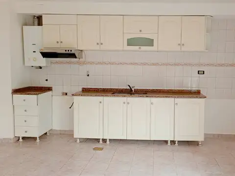 AMPLIO DEPARTAMENTO 2 DORMITORIOS PISO EXCLUSIVO OV. LAGOS 4683