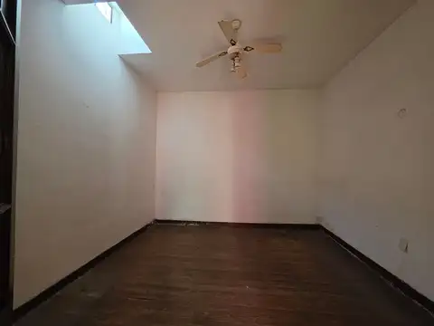 Depto Tipo Casa 4 ambientes con 1 baño