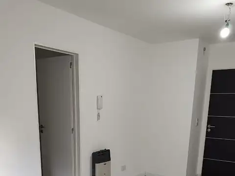 Oportunidad con excelente renta dto de 3 ambientes en Saénz Peña. Full amenities
