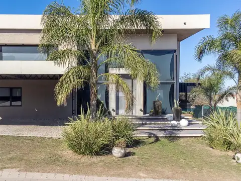 La Arbolada Hollywood