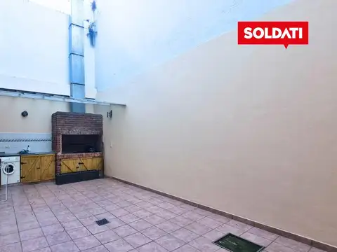 Departamento tipo PH de 4 amb en venta -con patio y parrilla - en Villa Devoto