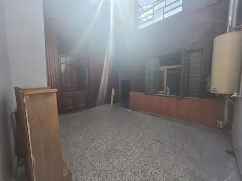 Melincue 3900, Piso pb