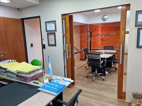 Oficina en Alquiler al Oeste