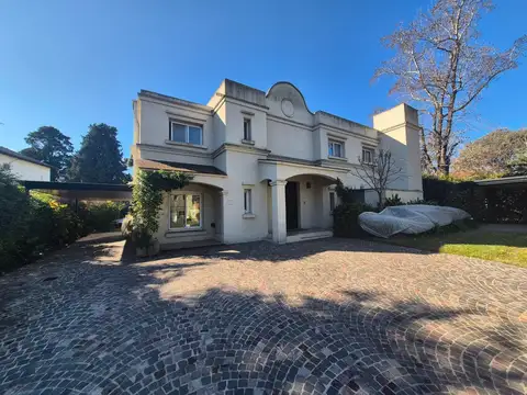 Casa en Venta en Highland Park Country Club, USD 635.000