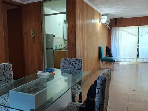 Departamento 5 ambientes con 1 baño