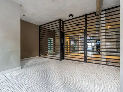 Venta departamento, con cochera a estrenar.
