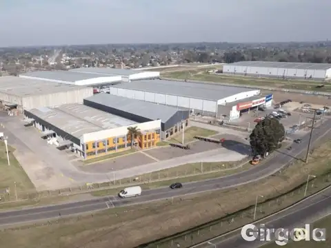 Local comercial en alquiler en La Reja, Moreno