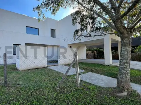 Venta  casa muy luminosa en Barrio Cerrado San Matias - Escobar