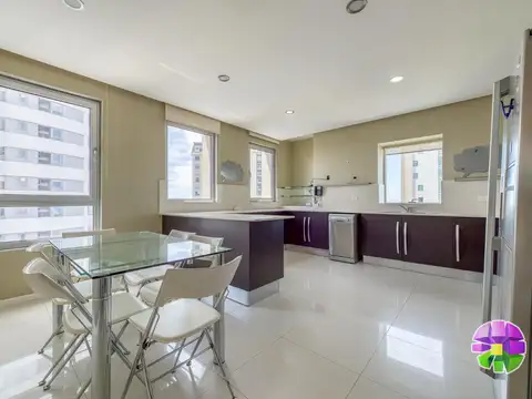 Departamento 7 ambientes con 3 baños