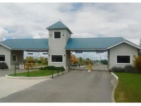 Terreno en Venta en Laguna Azul, USD 32.000