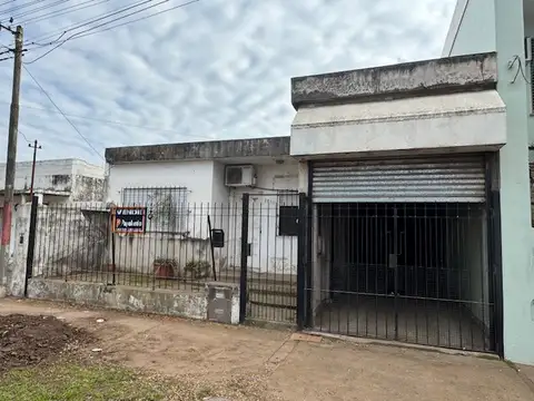 Casa en venta en Villa Gobernador Galvez