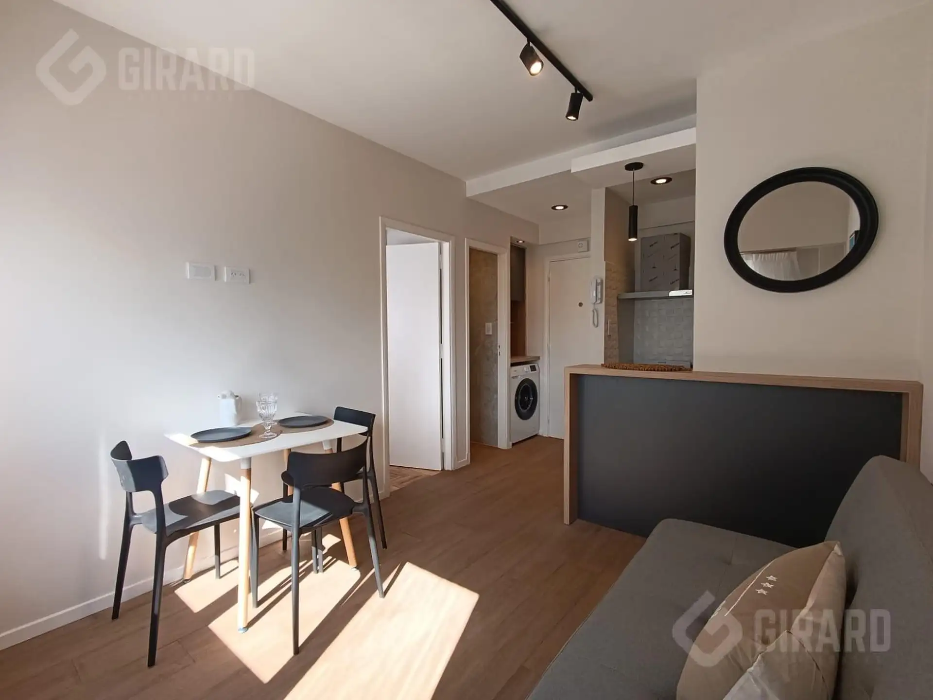 Venta de Departamento 2 ambientes en zona plaza colon