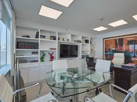 Oficina 4 ambientes con 2 baños