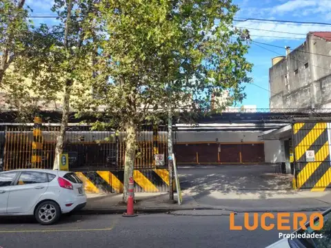 Almte. Guillermo Brown 1040 , Piso 0