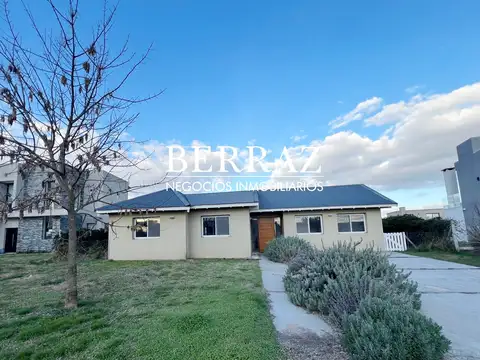 Casa Venta 3 Dormitorios Barrio Molinos Sur Lote de 864 m2 Haras Santa Maria