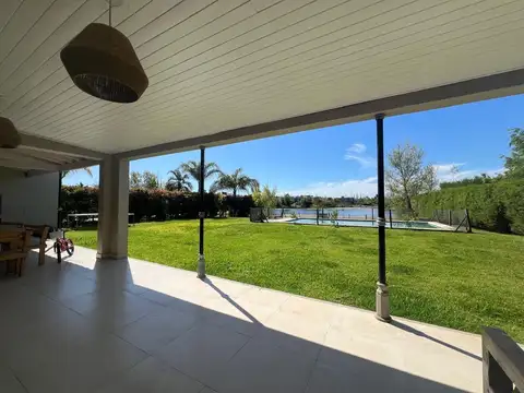 Casa en Alquiler de 4 dormitorios