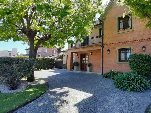 Avenida Presidente Juan Domingo Peron 1300