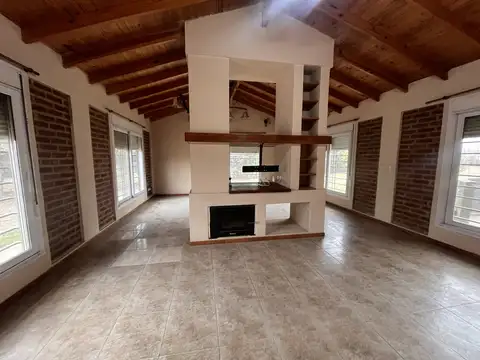 Alquiler de Casa 3 dormitorios, bº Quintas del Sausalito
